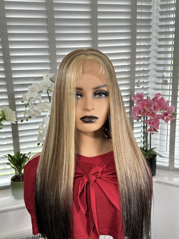 Lisa 13 x7 Free part synthetic front lace wig - Image 4